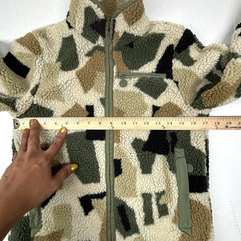 Stella McCartney Kids Camo Teddy Fleece Jacket‎ 10 Years Full Zip Pockets EUC
